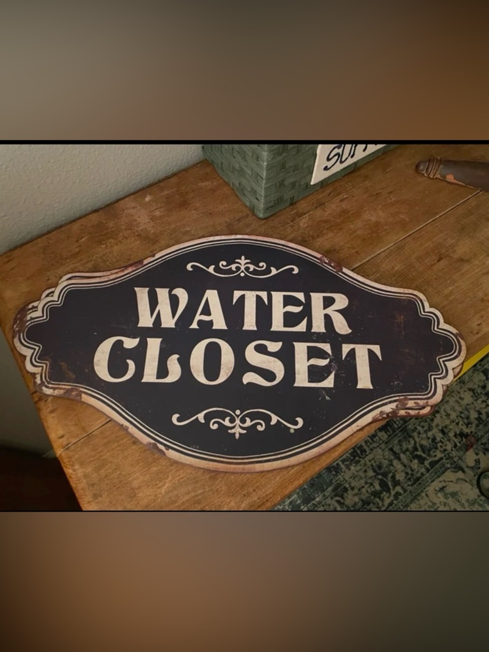 Vintage-Style 'Water Closet' Black metal Wall Sign